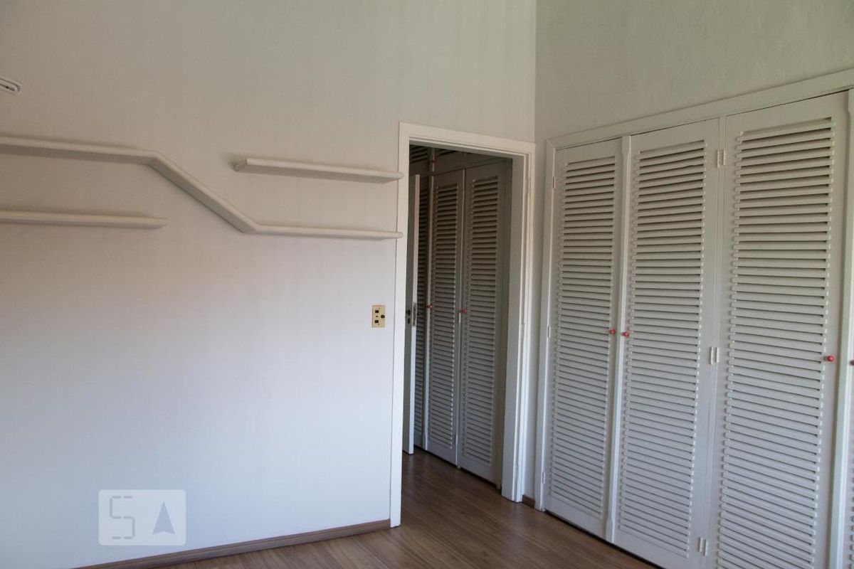 Casa à Venda - Vila Brandina, 4 Quartos,  600 m2 em , Campinas - sp | SoloBR