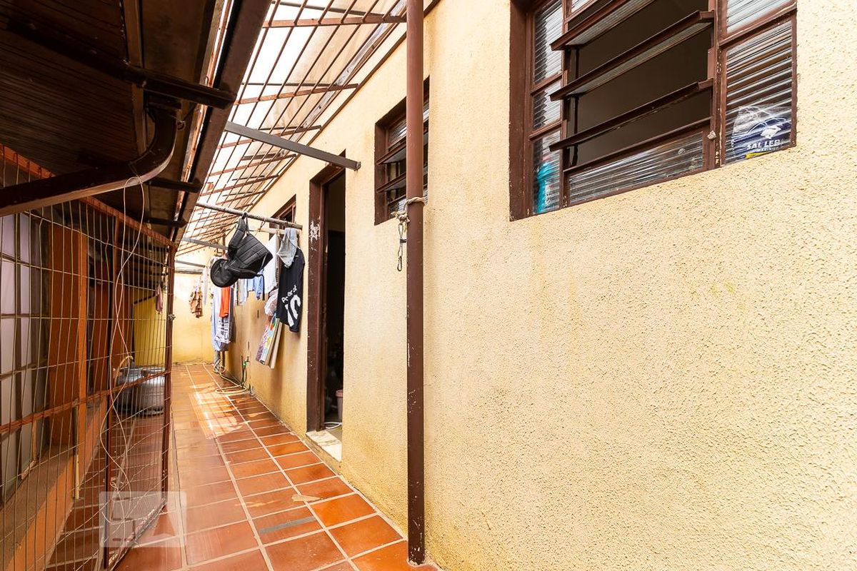Casa à Venda - Taquaral, 4 Quartos,  214 m2 em , Campinas - sp | SoloBR
