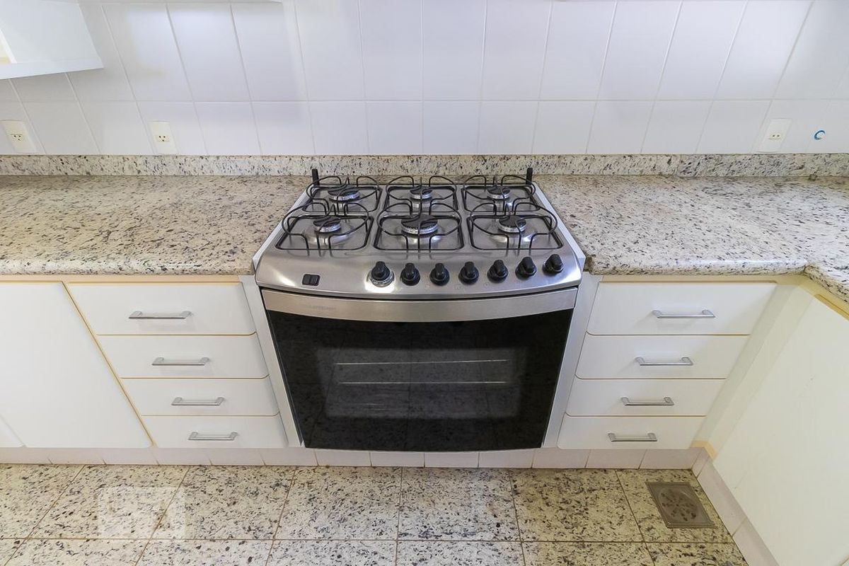 Casa à Venda - Lot. Alphaville Campinas, 6 Quartos,  498 m2 em , Campinas - sp | SoloBR