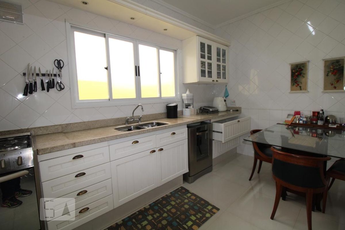 Casa à Venda - Vila Brandina, 3 Quartos,  400 m2 em , Campinas - sp | SoloBR