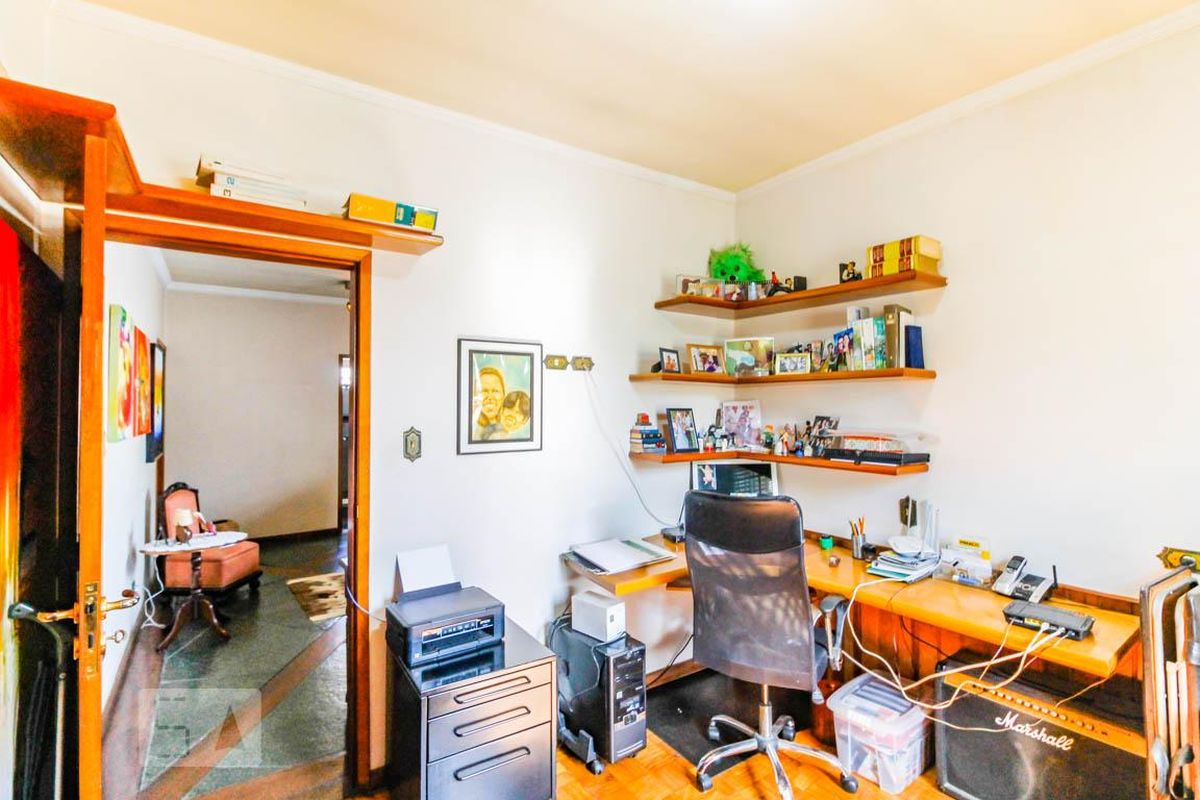 Casa, 3 quartos, 215 m² - Foto 30