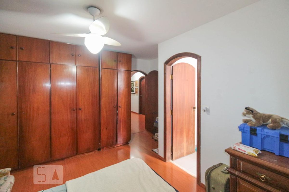 Casa, 5 quartos, 230 m² - Foto 13