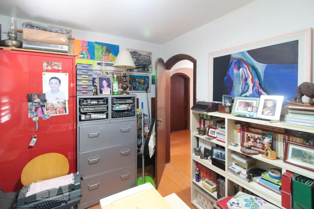 Casa, 5 quartos, 230 m² - Foto 33