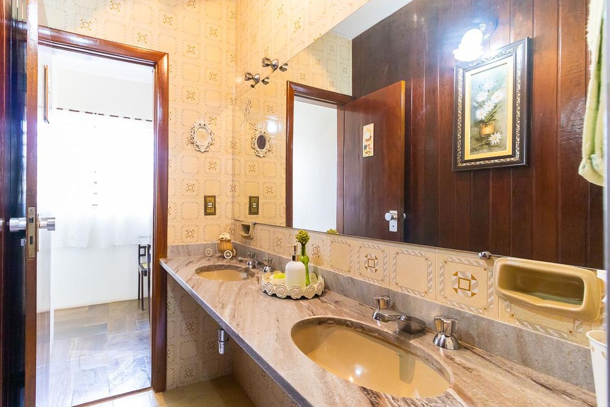 Casa à Venda - Jardim Santana, 5 Quartos,  465 m2 em , Campinas - sp | SoloBR