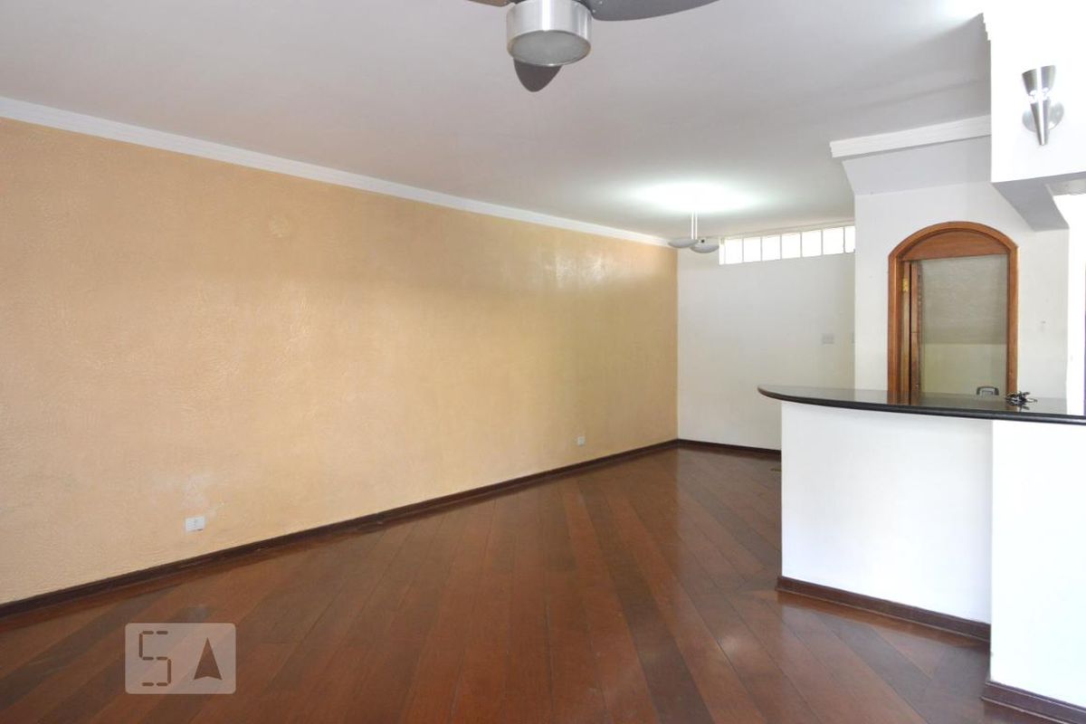 Casa, 3 quartos, 193 m² - Foto 2