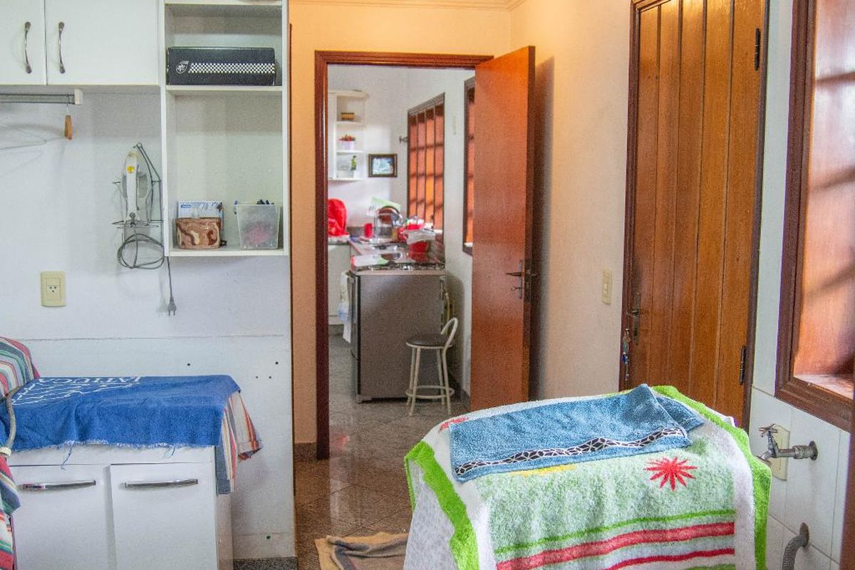 Casa à Venda - Parque Prado, 5 Quartos,  562 m2 em , Campinas - sp | SoloBR