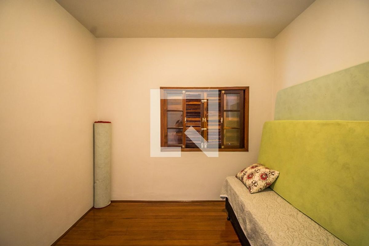 Casa à Venda - Cambuí, 4 Quartos,  254 m2 em , Campinas - sp | SoloBR