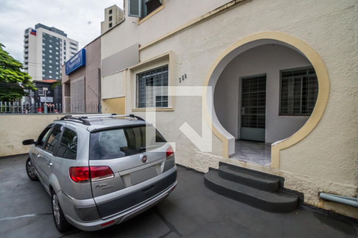 Casa à Venda - Cambuí, 4 Quartos,  254 m2 em , Campinas - sp | SoloBR