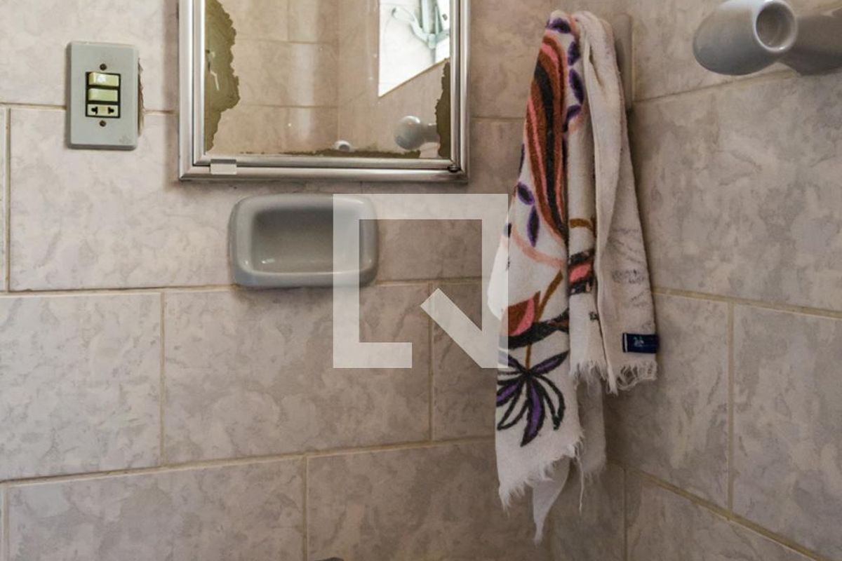 Casa à Venda - Cambuí, 4 Quartos,  254 m2 em , Campinas - sp | SoloBR