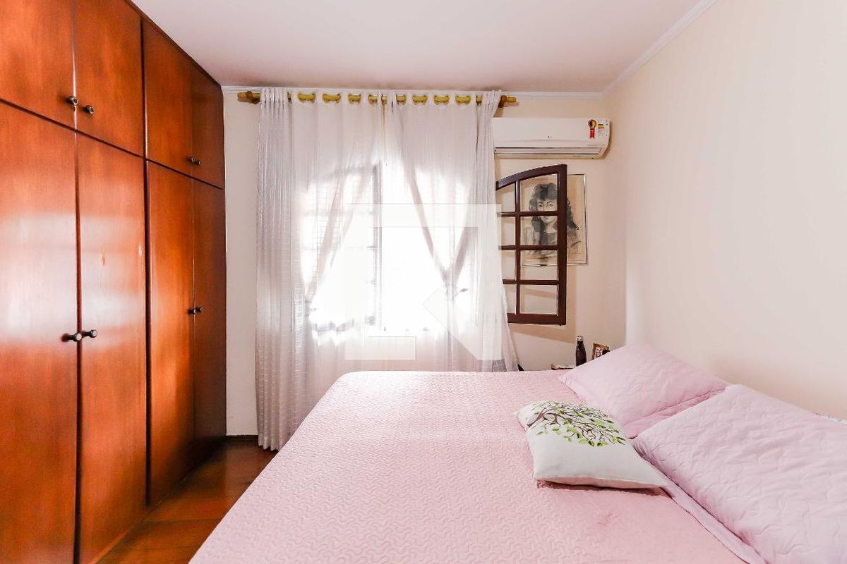 Casa, 3 quartos, 210 m² - Foto 75