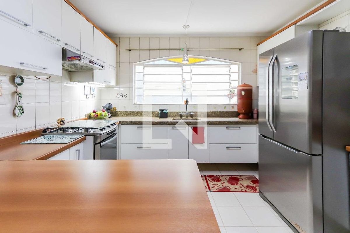 Casa, 3 quartos, 210 m² - Foto 96