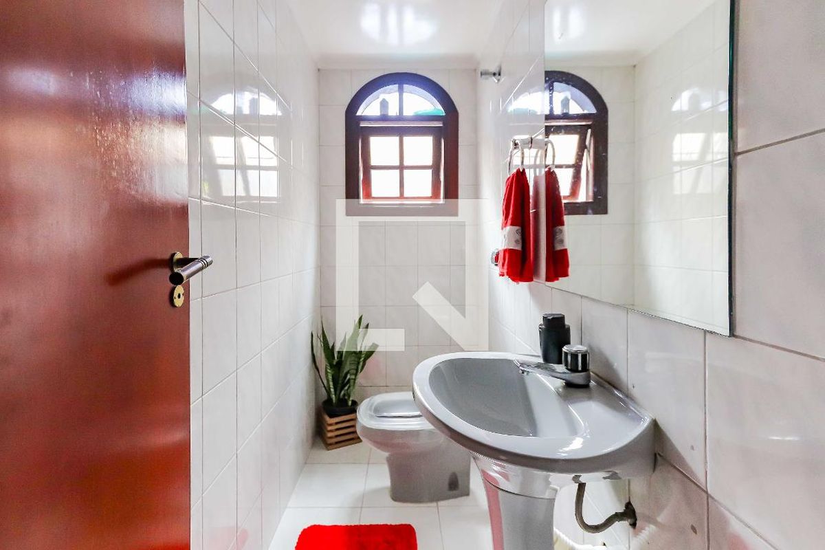 Casa, 3 quartos, 210 m² - Foto 15