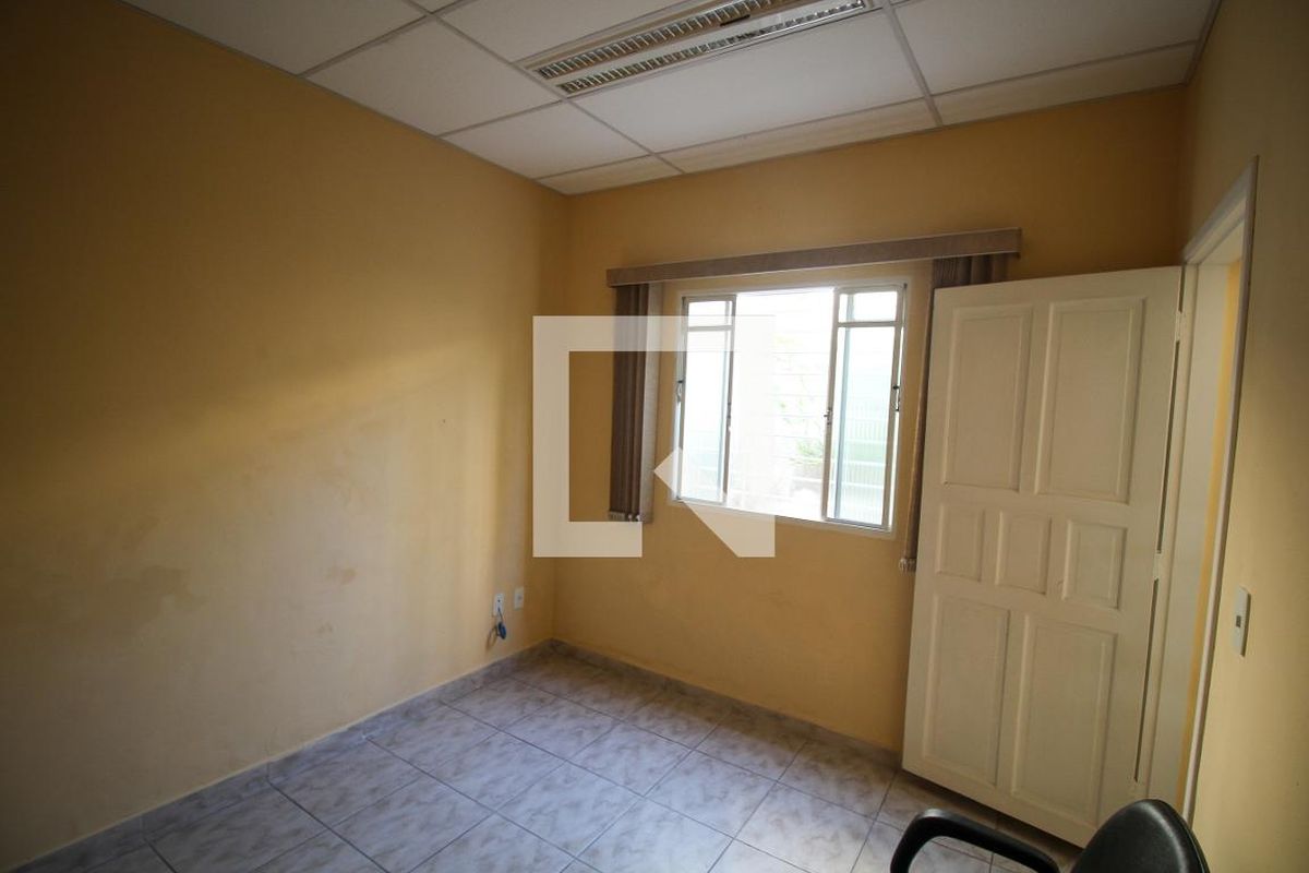 Casa, 2 quartos, 175 m² - Foto 26