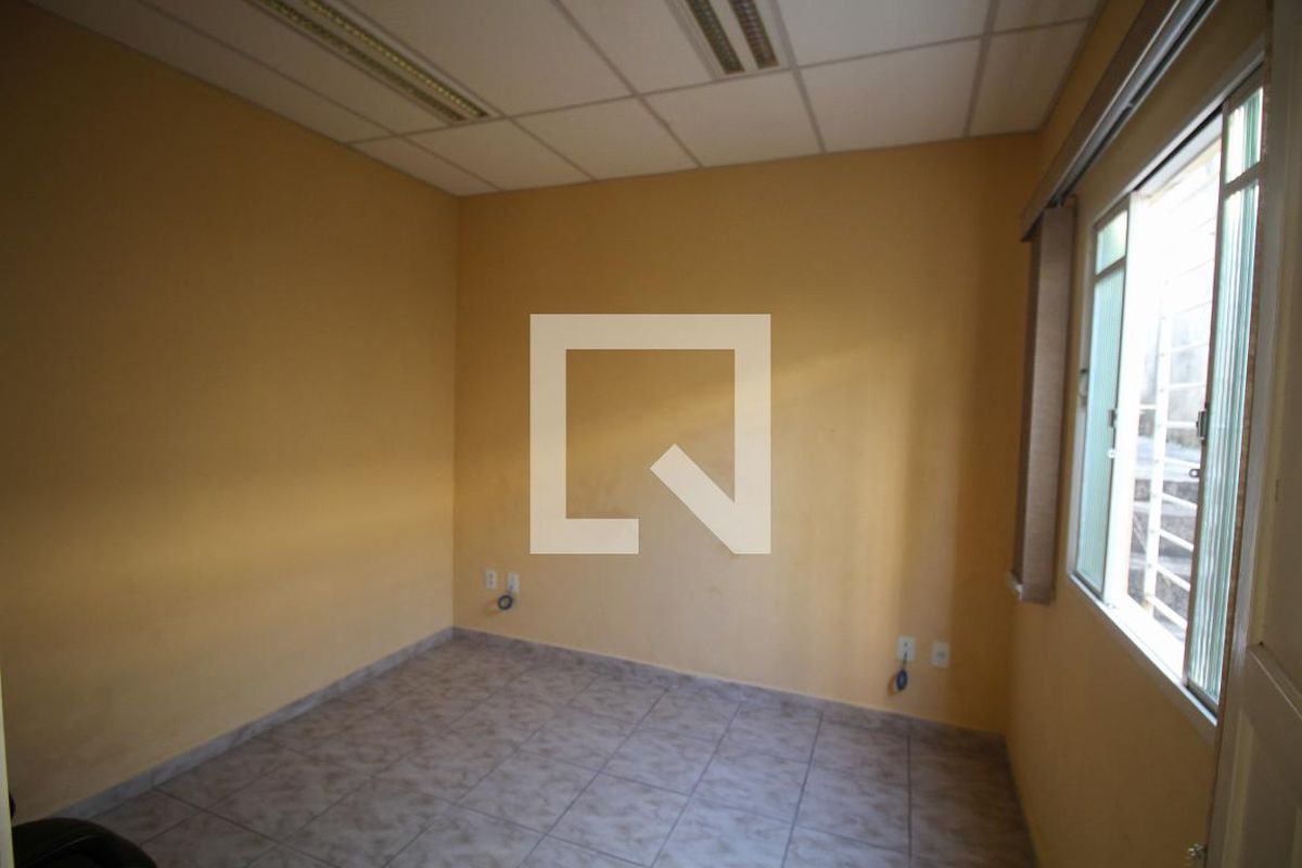 Casa, 2 quartos, 175 m² - Foto 20