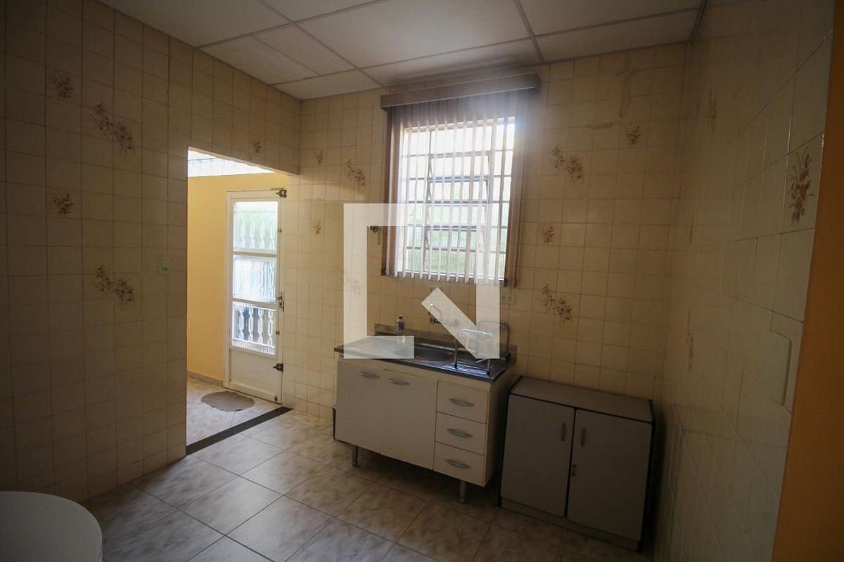 Casa, 2 quartos, 175 m² - Foto 42
