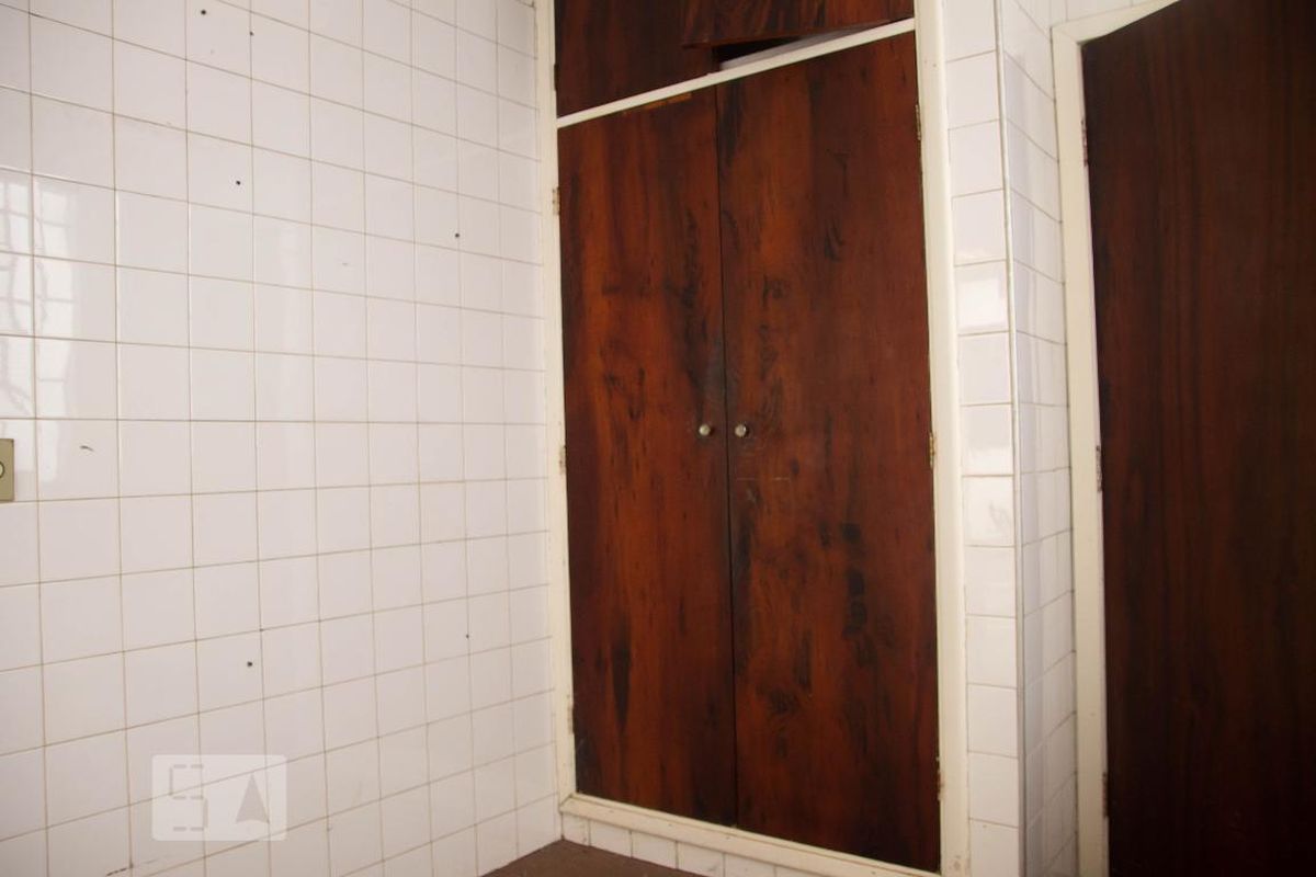 Casa à Venda - Cambuí, 5 Quartos,  300 m2 em , Campinas - sp | SoloBR