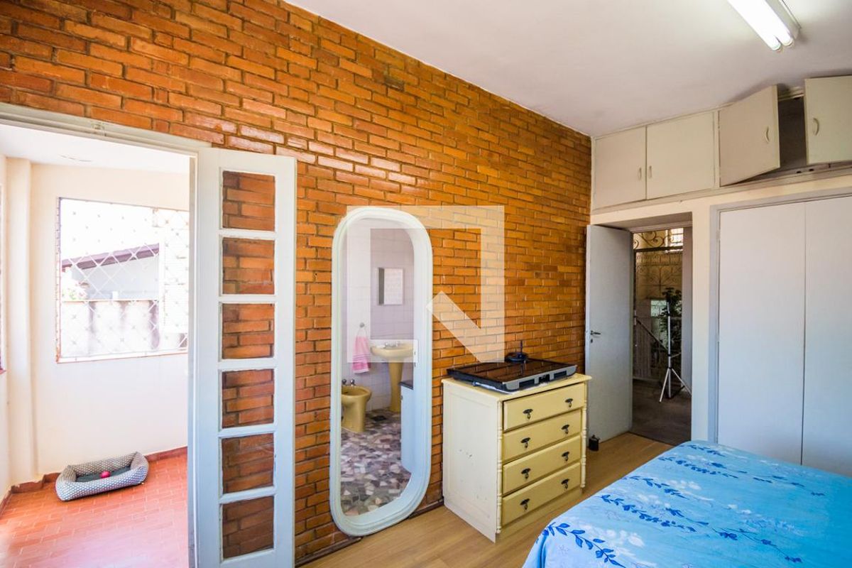 Casa à Venda - Jardim Chapadão, 4 Quartos,  250 m2 em , Campinas - sp | SoloBR