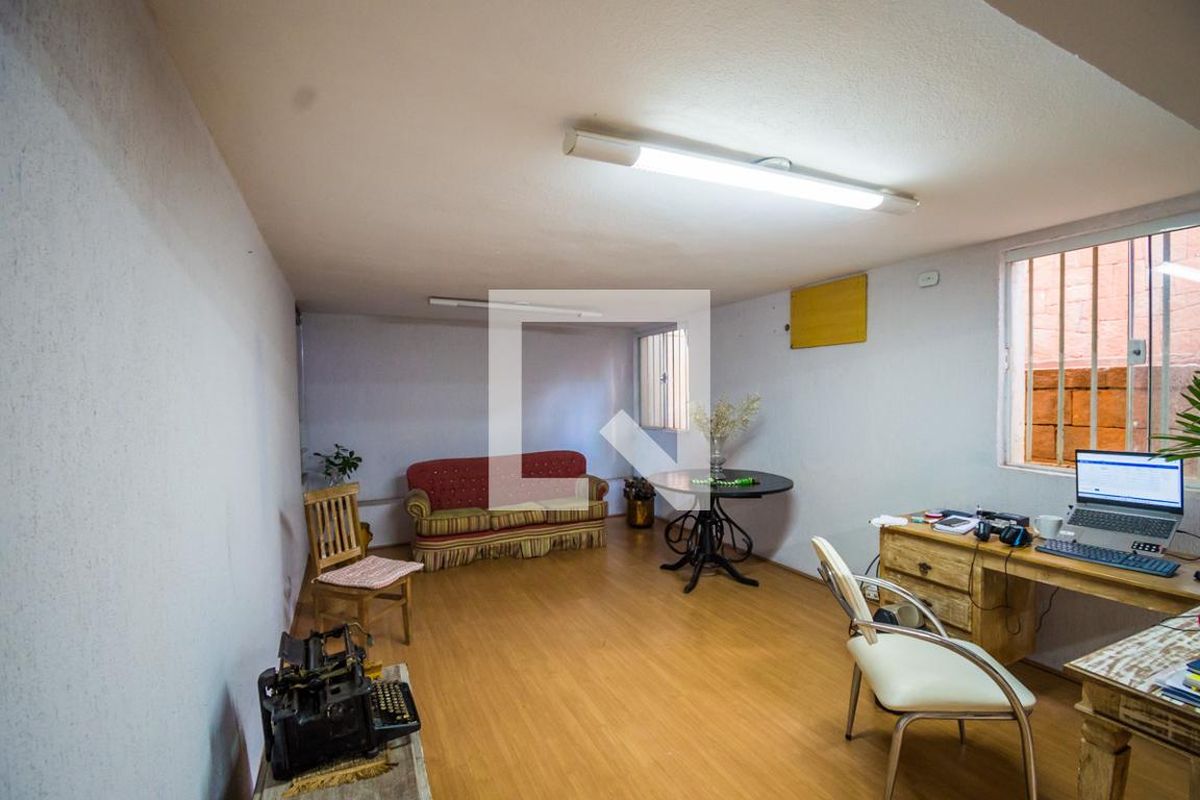 Casa à Venda - Jardim Chapadão, 4 Quartos,  250 m2 em , Campinas - sp | SoloBR