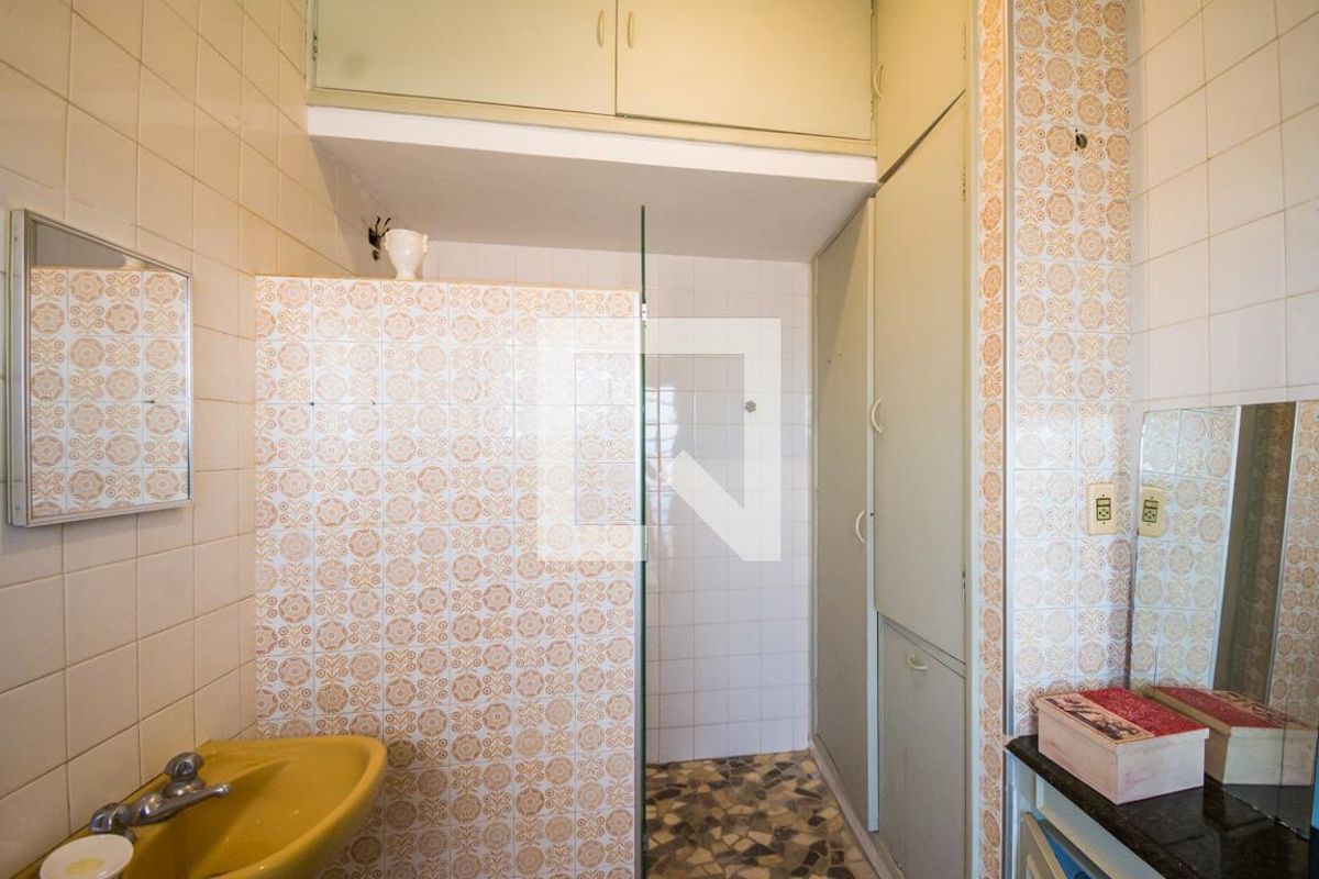 Casa à Venda - Jardim Chapadão, 4 Quartos,  250 m2 em , Campinas - sp | SoloBR