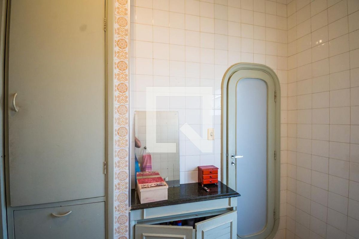 Casa à Venda - Jardim Chapadão, 4 Quartos,  250 m2 em , Campinas - sp | SoloBR