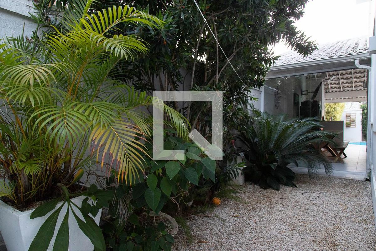Casa, 4 quartos, 280 m² - Foto 198