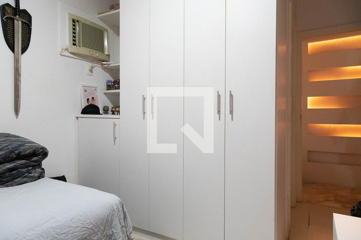 Casa, 4 quartos, 280 m² - Foto 30