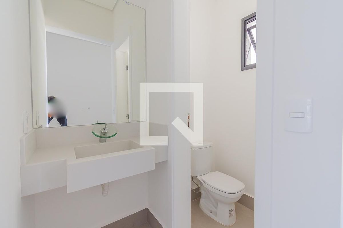 Casa à Venda - Swiss Park, 3 Quartos,  205 m2 em , Campinas - sp | SoloBR