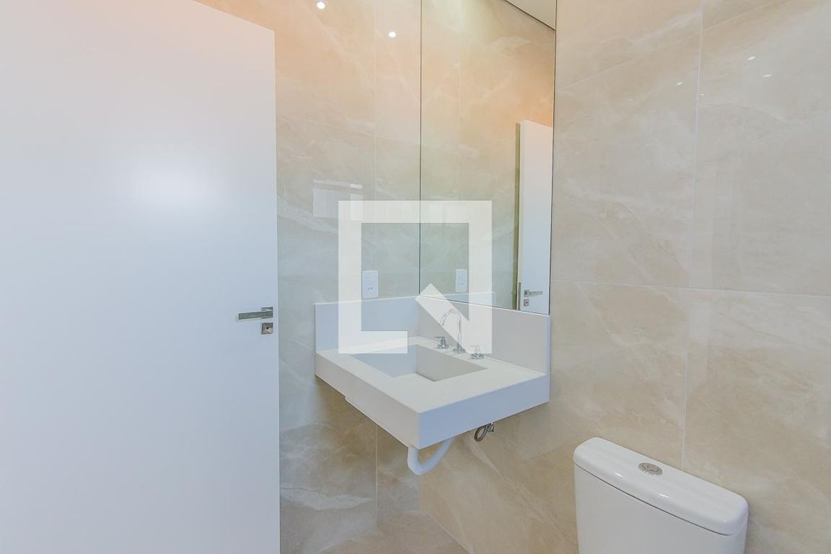 Casa à Venda - Swiss Park, 3 Quartos,  205 m2 em , Campinas - sp | SoloBR