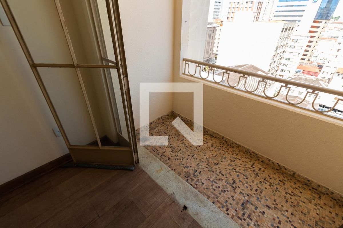 Apartamento à Venda - Centro, 3 Quartos,  150 m2 em , Campinas - sp | SoloBR