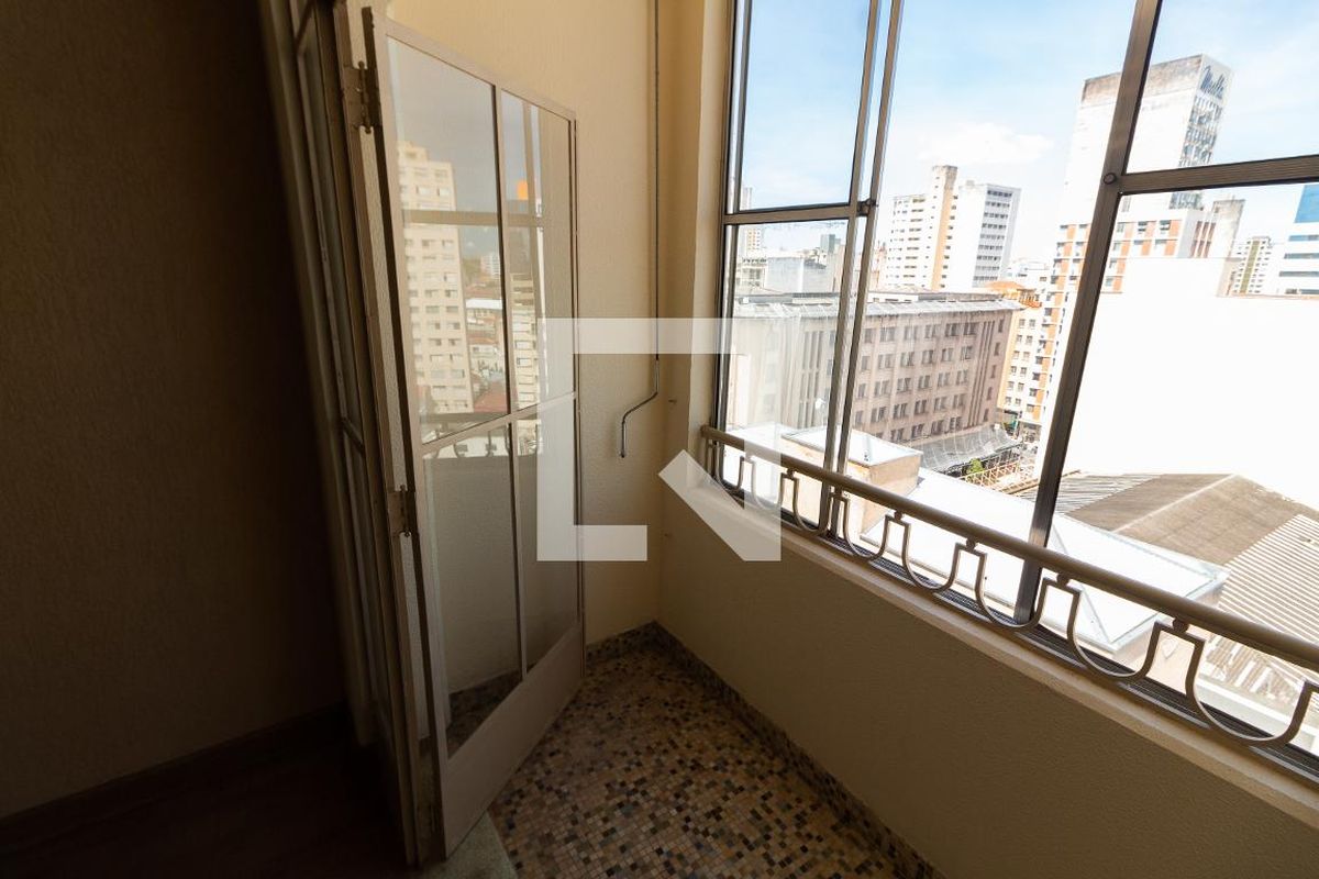 Apartamento à Venda - Centro, 3 Quartos,  150 m2 em , Campinas - sp | SoloBR
