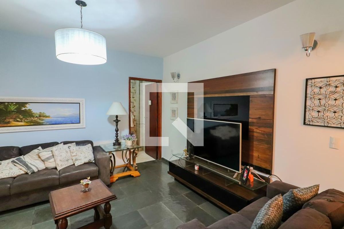 Casa, 3 quartos, 200 m² - Foto 4