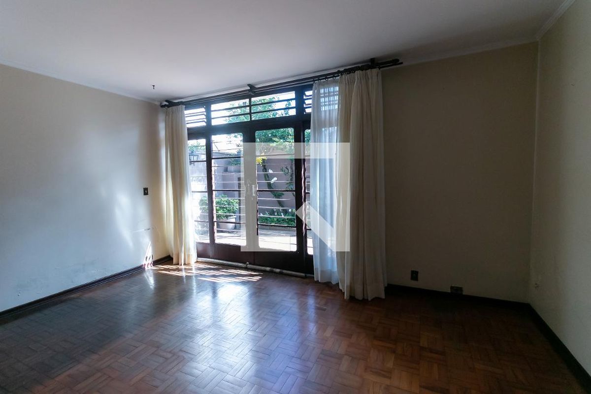 Casa, 3 quartos, 134 m² - Foto 2