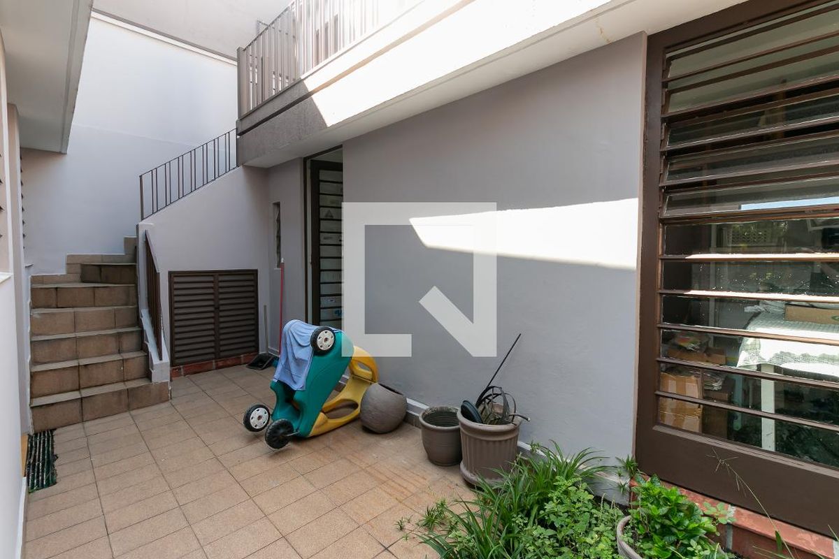 Casa, 3 quartos, 134 m² - Foto 32