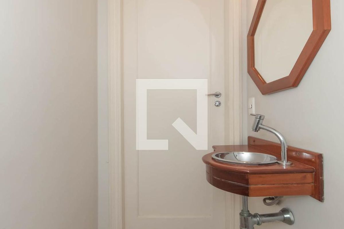 Casa, 3 quartos, 250 m² - Foto 11