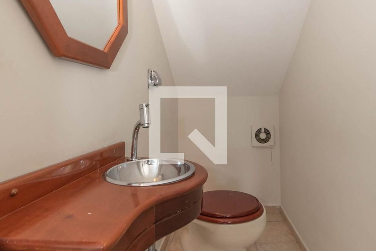 Casa, 3 quartos, 250 m² - Foto 8