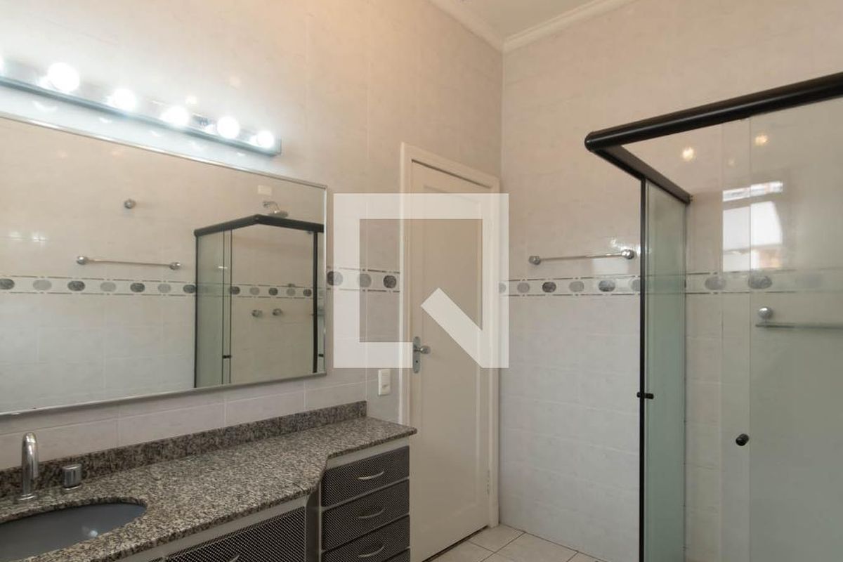 Casa, 3 quartos, 250 m² - Foto 34
