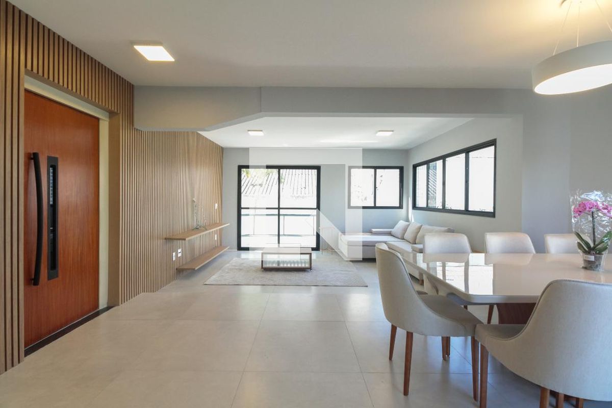 Apartamento, 3 quartos, 150 m² - Foto 2
