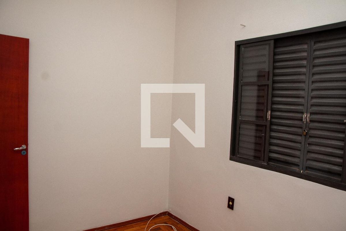 Casa à Venda - Taquaral, 3 Quartos,  140 m2 em , Campinas - sp | SoloBR