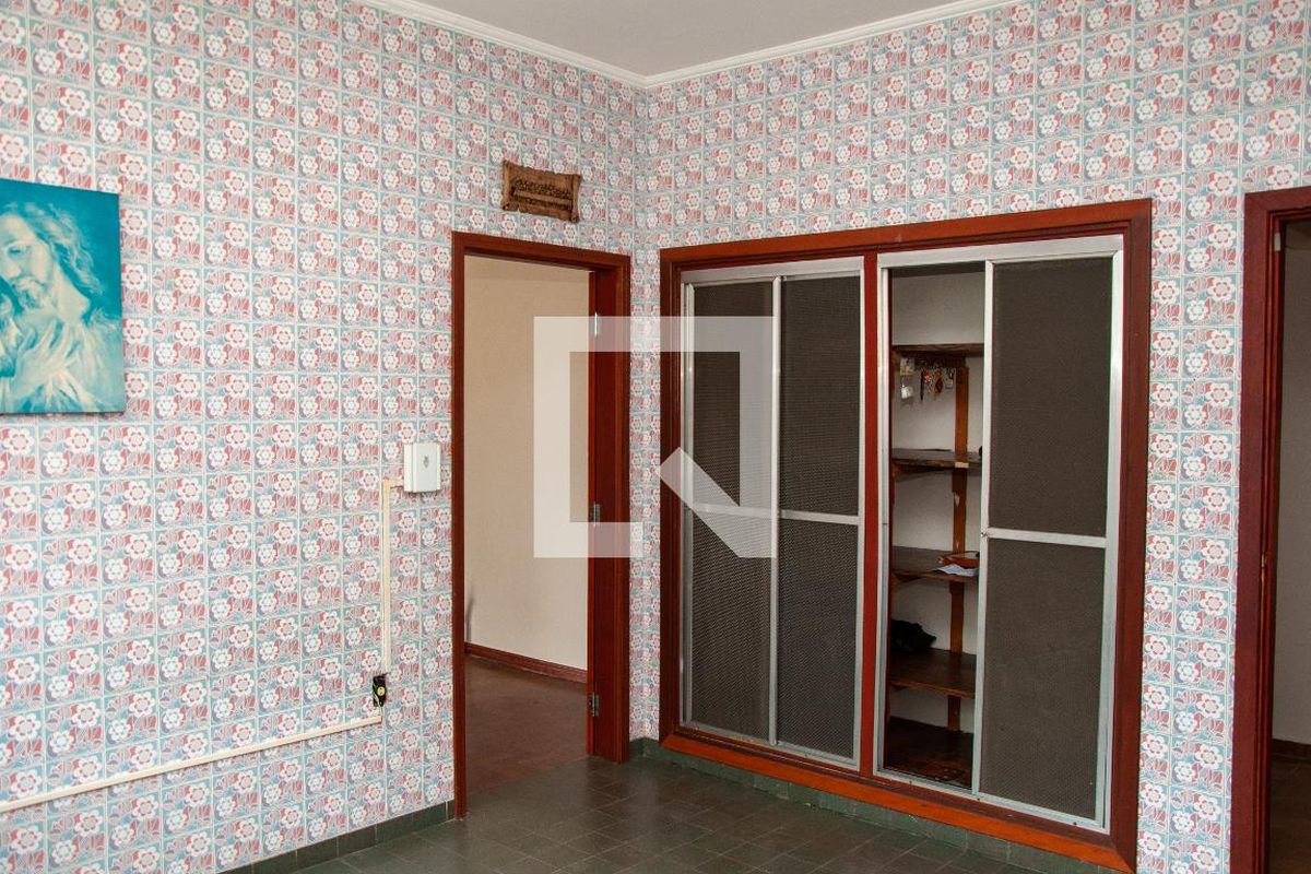 Casa à Venda - Taquaral, 3 Quartos,  140 m2 em , Campinas - sp | SoloBR