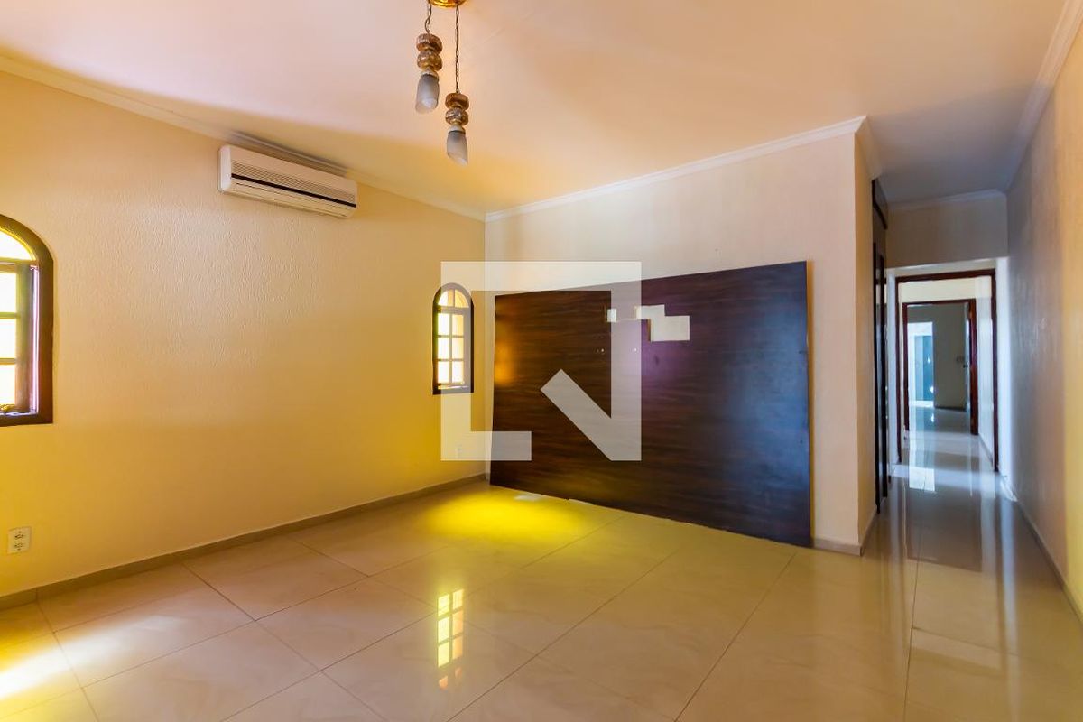Casa, 2 quartos, 234 m² - Foto 17