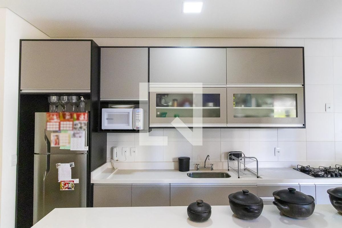 Apartamento à Venda - Centro, 2 Quartos,  110 m2 em , Campinas - sp | SoloBR