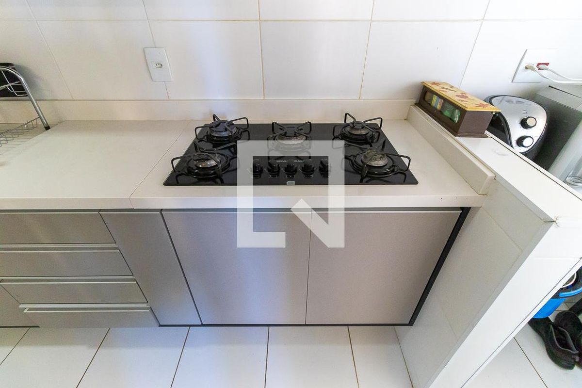 Apartamento à Venda - Centro, 2 Quartos,  110 m2 em , Campinas - sp | SoloBR