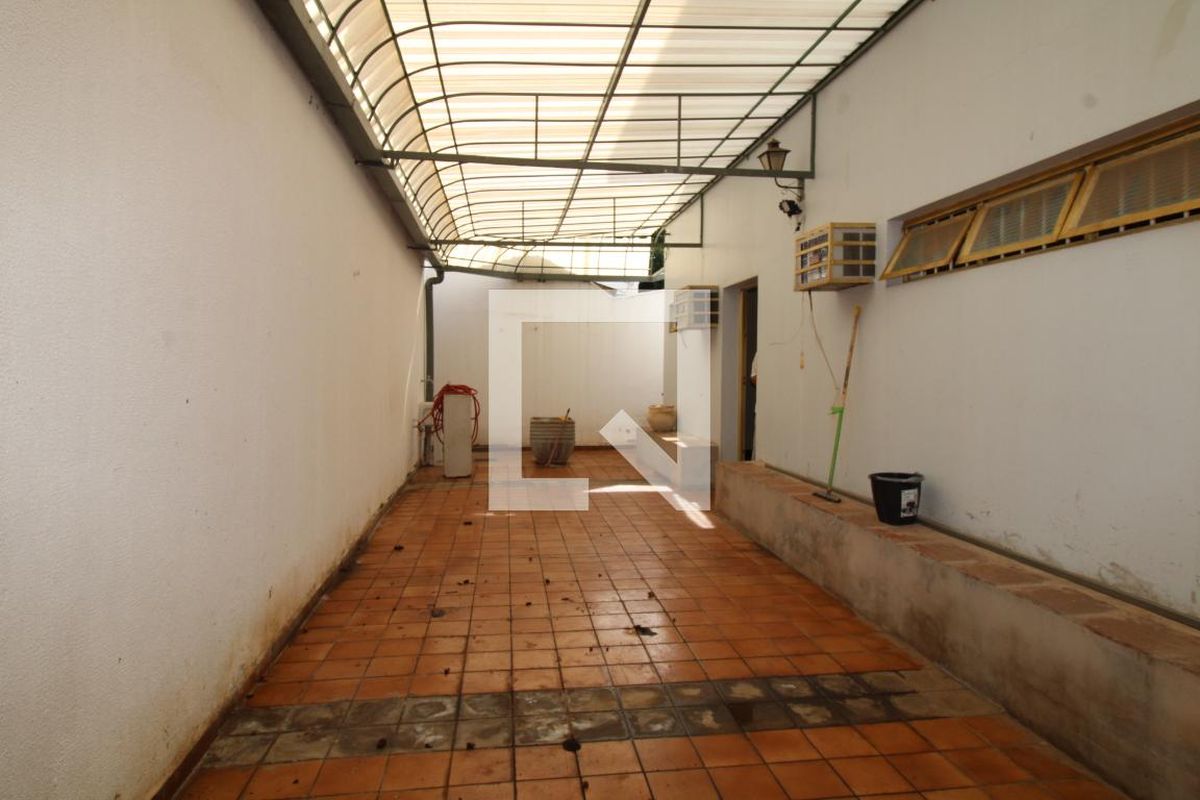 Casa à Venda - Jardim Chapadão, 4 Quartos,  412 m2 em , Campinas - sp | SoloBR