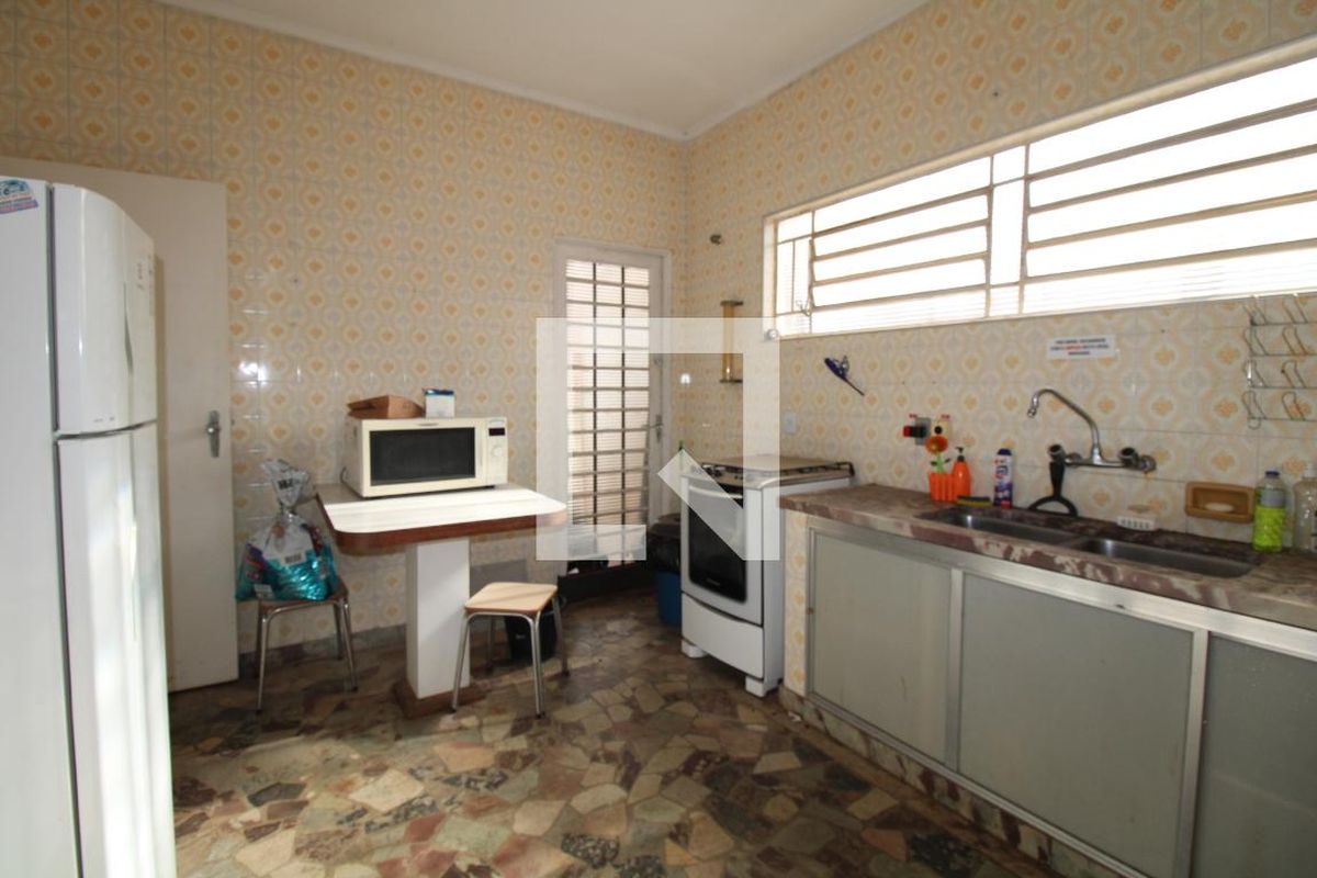 Casa à Venda - Jardim Chapadão, 4 Quartos,  412 m2 em , Campinas - sp | SoloBR
