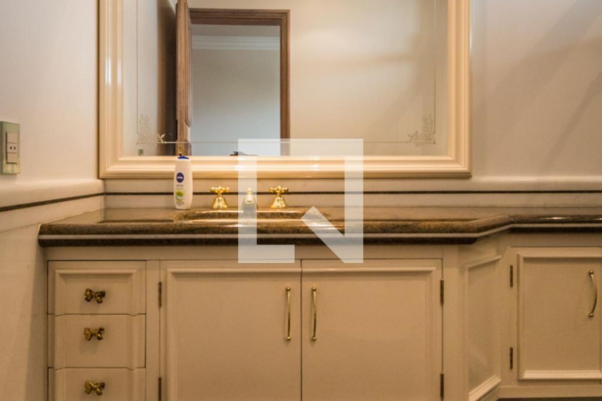 Apartamento à Venda - Cambuí, 6 Quartos,  490 m2 em , Campinas - sp | SoloBR
