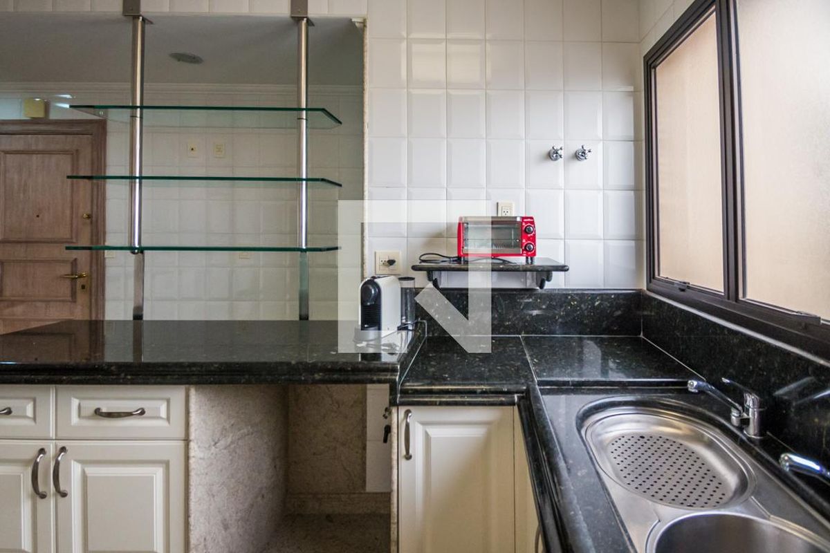 Apartamento à Venda - Cambuí, 6 Quartos,  490 m2 em , Campinas - sp | SoloBR
