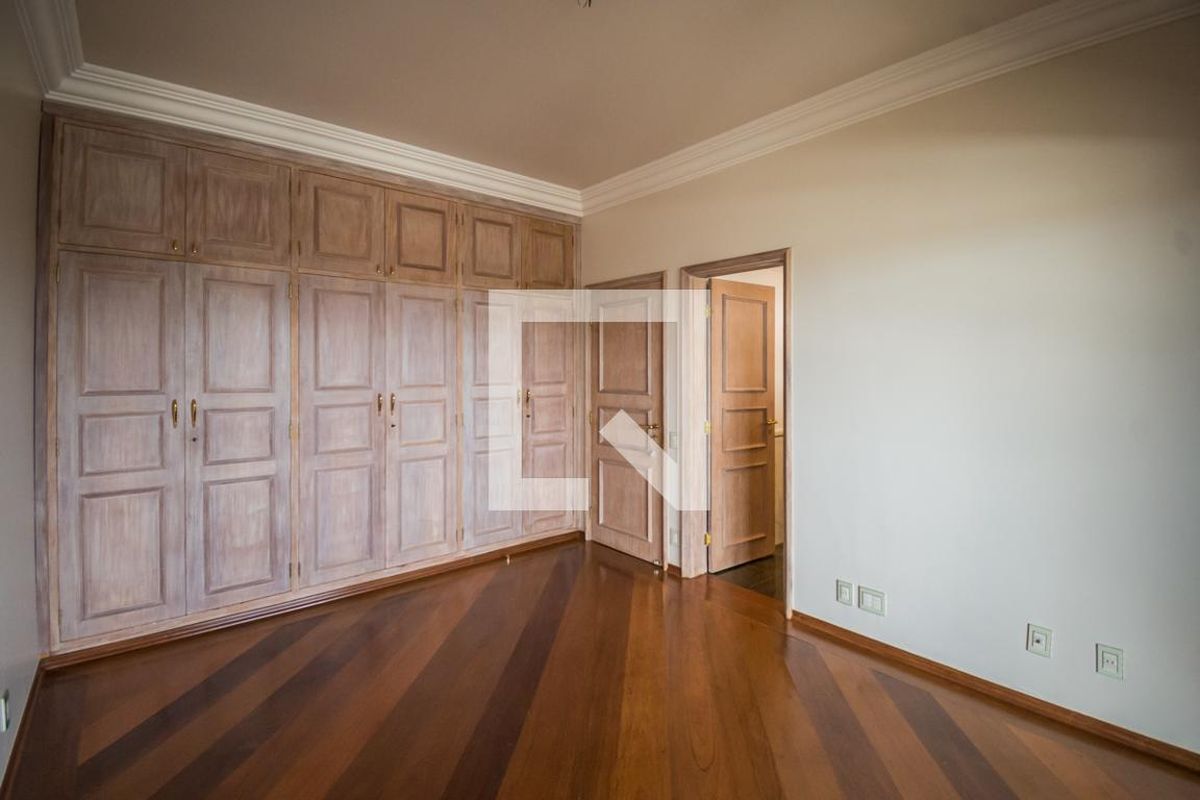 Apartamento à Venda - Cambuí, 6 Quartos,  490 m2 em , Campinas - sp | SoloBR