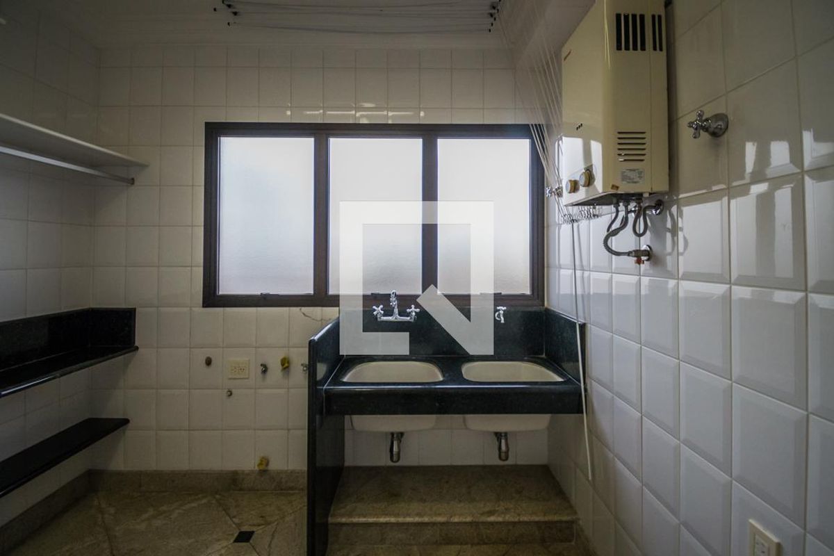 Apartamento à Venda - Cambuí, 6 Quartos,  490 m2 em , Campinas - sp | SoloBR