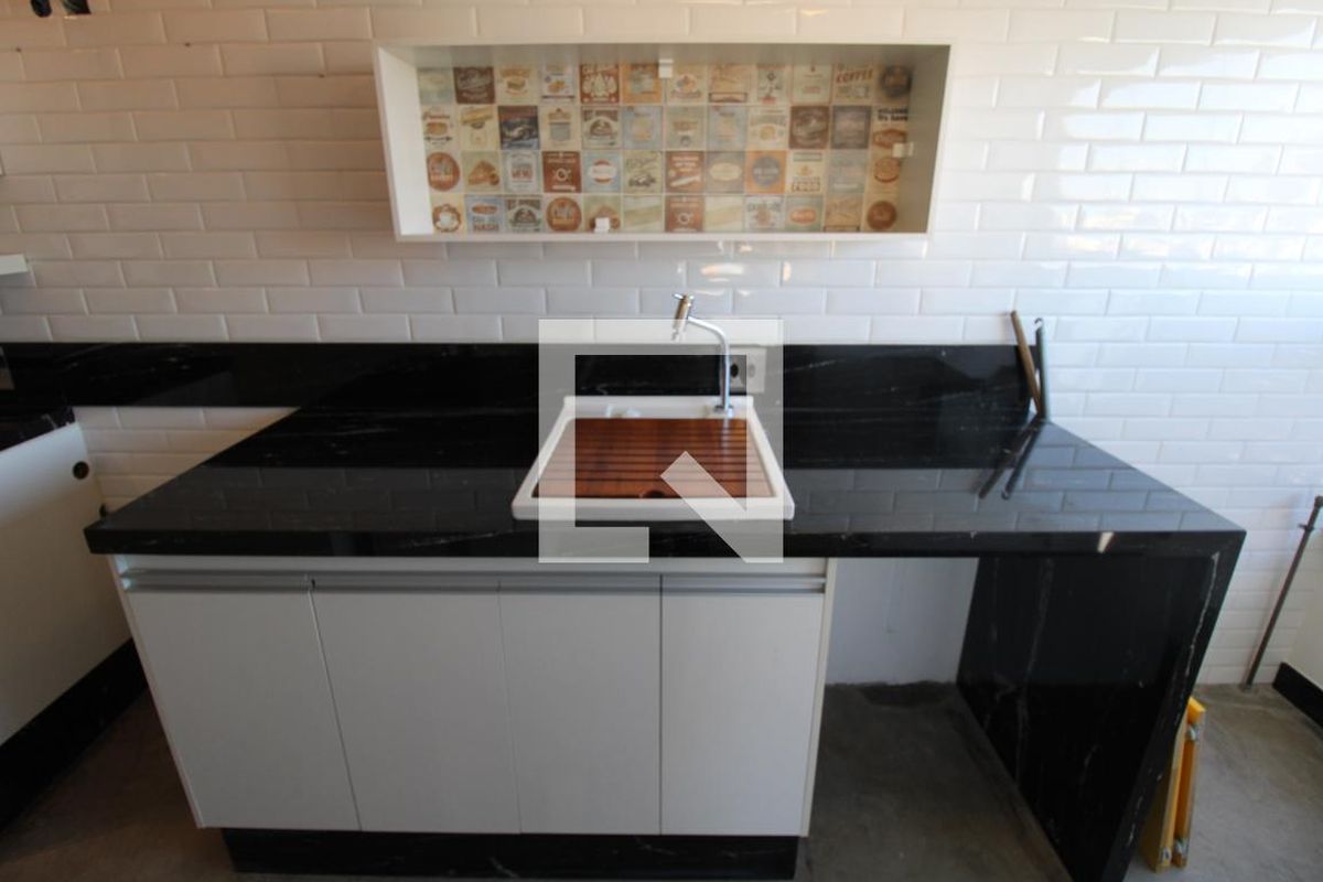 Apartamento à Venda - Cambuí, 1 Quarto,  70 m2 em , Campinas - sp | SoloBR