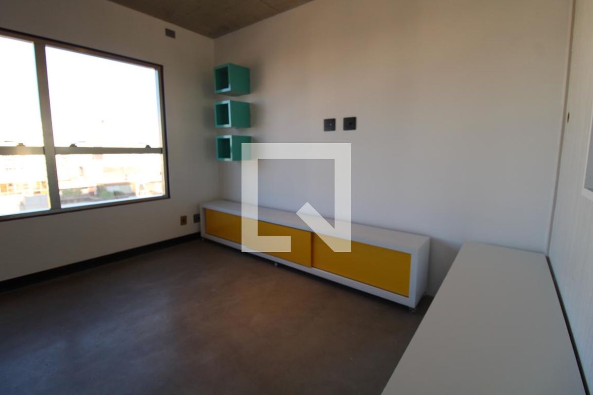 Apartamento à Venda - Cambuí, 1 Quarto,  70 m2 em , Campinas - sp | SoloBR
